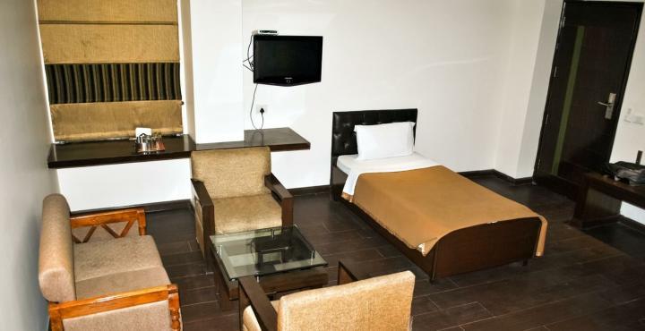 Hôtel Landmark à Chandīgarh Extérieur photo